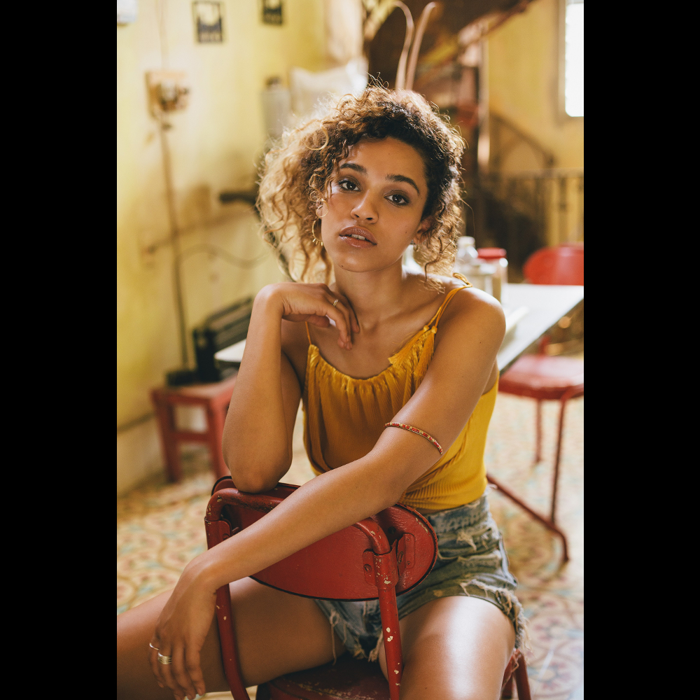 Buy Izzy Bizu tickets Izzy Bizu tour details Izzy Bizu reviews